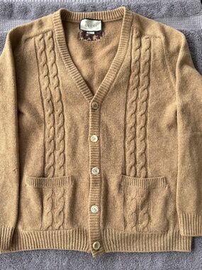 Gucci Camel Cardigan w/ Red Logo Back Detail - L - SMALL FLAWS